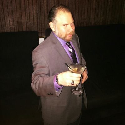 Connoisseur of all things stripper. Certified Rover's Morning Glory & Alan Cox Show superfan. Buy-sexual. NOT AN ACTUAL STRIPPER.