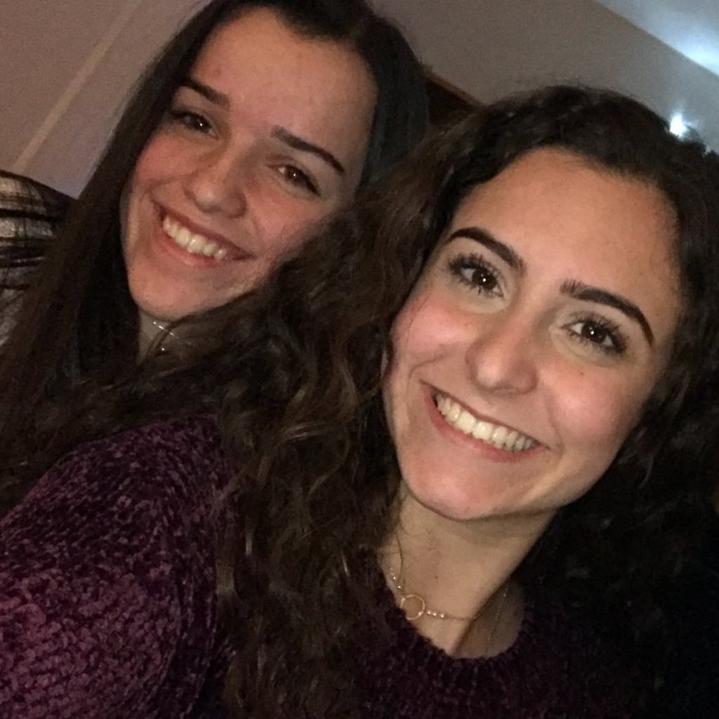 andriabragaa's profile picture. Regis College