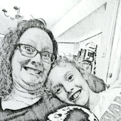 pippit's profile picture. Mom, Office Goddess, General Misanthrope, Crafty/Geeky/Gamer-Type Person.