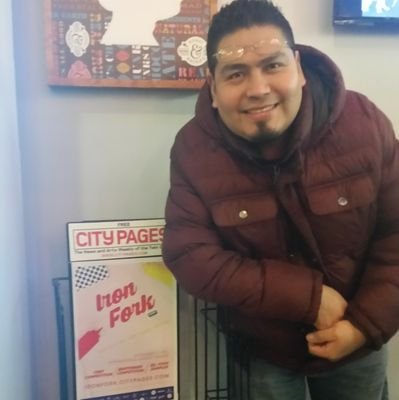 Chef and Teppanyaki especialist,co-owner of Hibachi Daruma MN food truck and Sushi Daruma MN food truck.