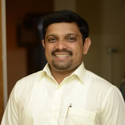 ಕನ್ನಡಿಗ, Practicing Company secretary, Founder @ Swayamspoorthy Foundation (R)