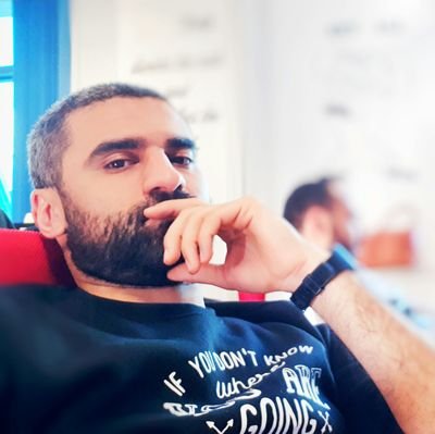 #CreativeArtist
#UiDesigner
#UxDesigner
#Passionate
#MotionDesigner
#Unique