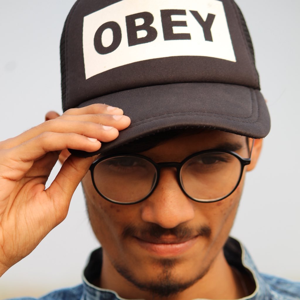 dipak88414470's profile picture. 🎧💻