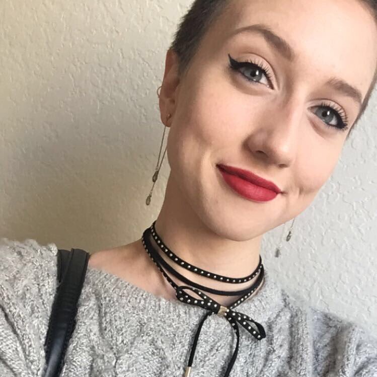 gaelingrace's profile picture. sister•singer•college student•aunt