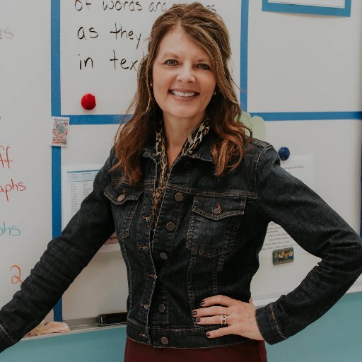 Middle School LA teacher (National Board Certified). Singer. Painter. Piano Player. Jogger. Yoga Practioner. Wanna-be guitar player.
