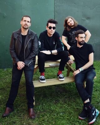 Confess your Bastille related thoughts, no hate just. Just keep it weird 😎