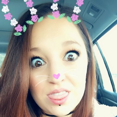 Michelle Hausmann Chelleshocked85 Twitter