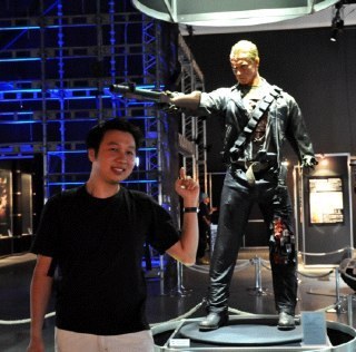 Toomychan's profile picture. 