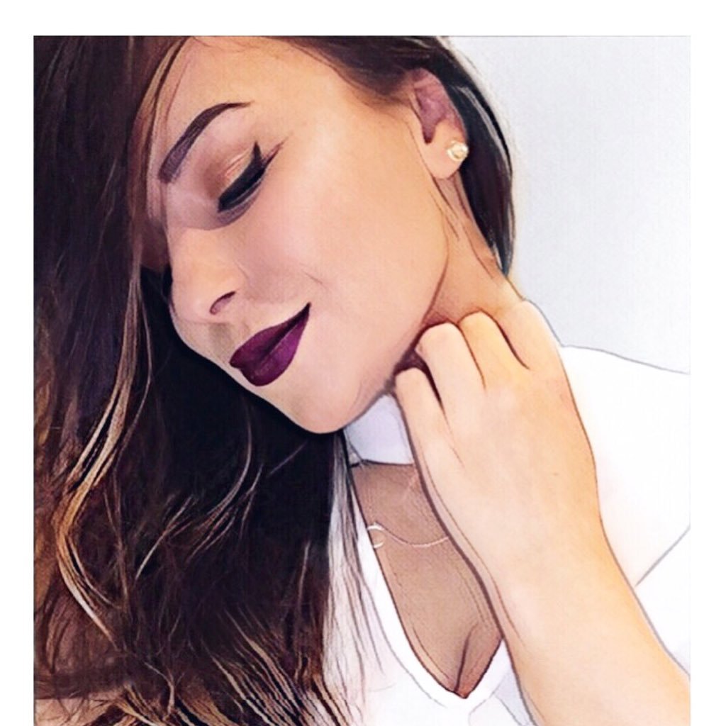 Tarabellaworld's profile picture. 