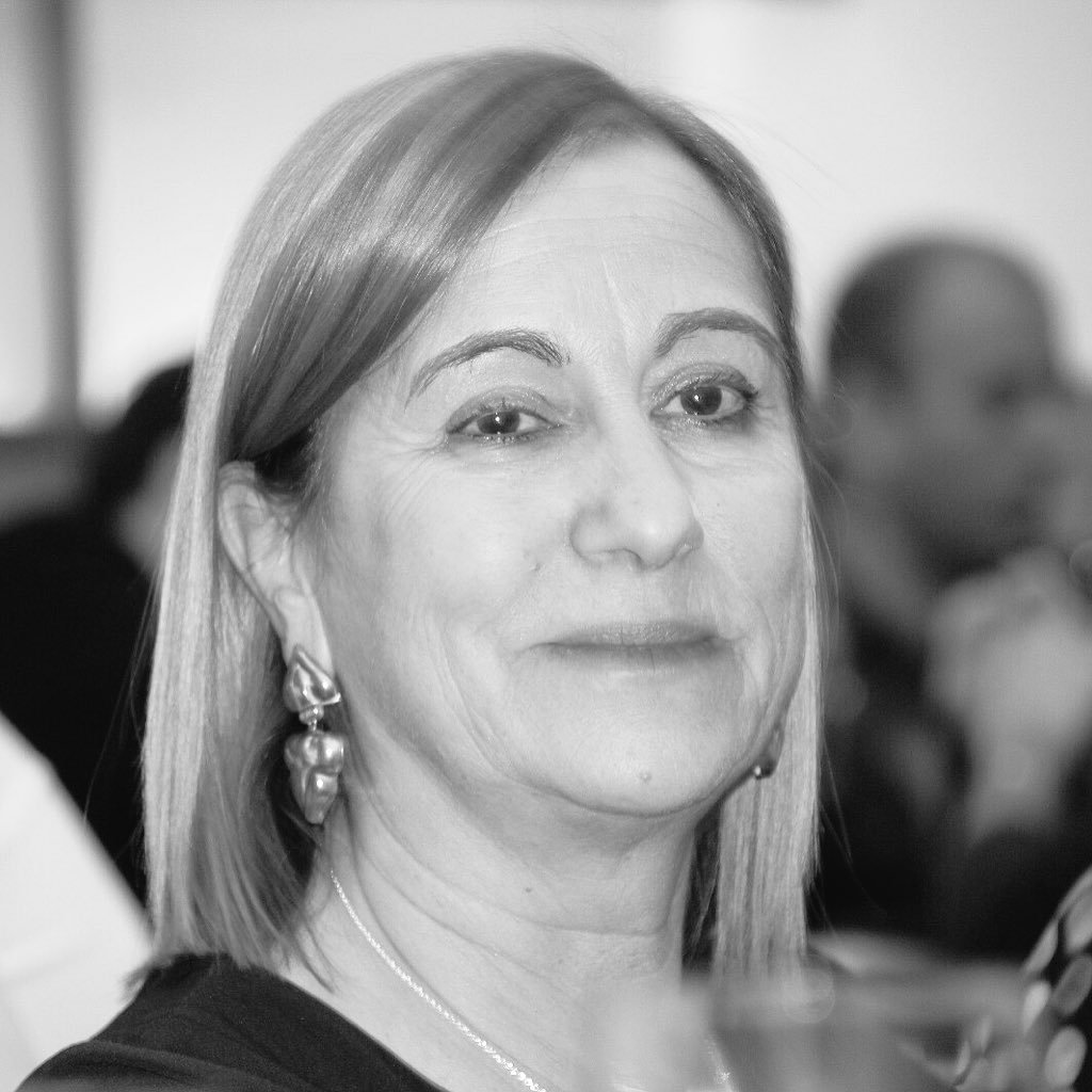 annalozanomi's profile picture. 