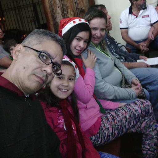 Larense 100 % y viviendo en Valencia, fanatico del cardenales, Ing. del Politécnico de Barquisimeto y fiel creyente de la libertad de pensar. Y VINOTINTO.