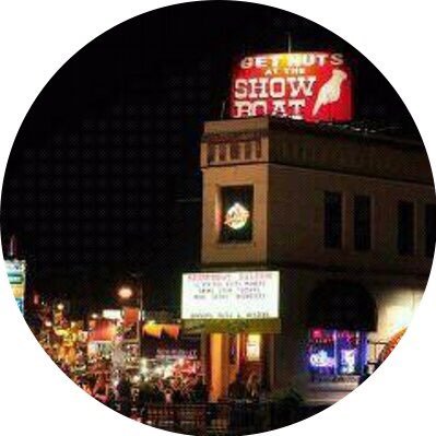 Eats, Drinks & Live Music! Doing it right since 1907 Ameripolitan, Western Swing, Honky-Tonk, Outlaw. Summer Home Of The Swing Crew!