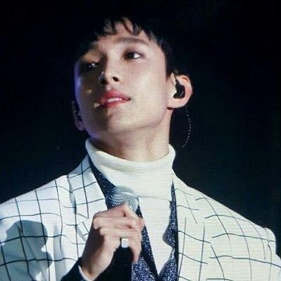 sunsetsvt's profile picture. extreme ginger haired joy stan™