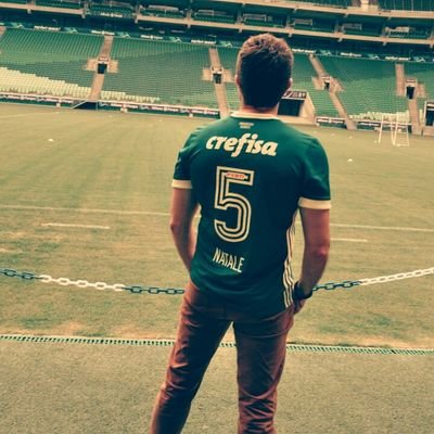 anatale79's profile picture. Portfolio Manager. CFA. Estado mínimo. Palestrino. Patriota. Esperançoso. Escolhi a pílula vermelha!