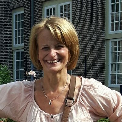 Lekker in je vel. Innerlijke rust, innerlijke kracht. Energetische behandeling, Chinese voetmassage, persoonlijke begeleiding. wandelsessie, heldervoelend