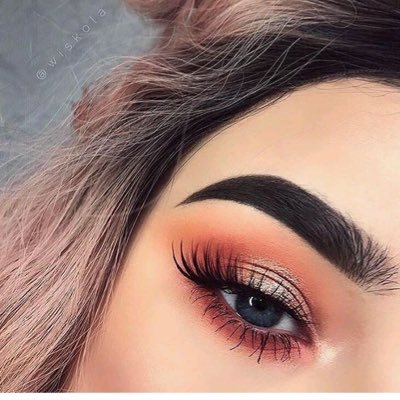 makeupblends_'s profile picture. 