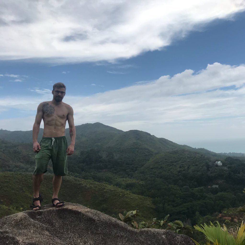 SariusFelix's profile picture. 