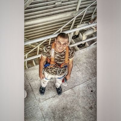 ليس الغنا بقدر ما تملك.........ولكن بقدر ما تعطى