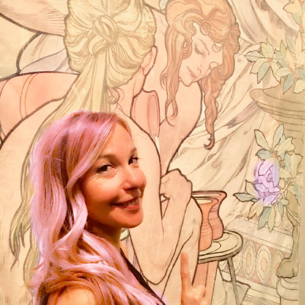 fuffimiao's profile picture. artist