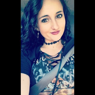 thecassassie's profile picture. Venti Iced Carmel Macchiato Blonde, Extra Shot☕️