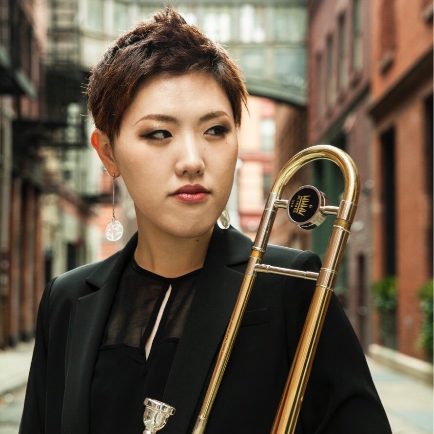 大阪府出身。相愛大学音楽学部卒業。ニューヨークで活動中のTrombone playerです。2019年国際結婚をし、2019年9月〜2020年3月までCelebrity Reflectionという船で演奏。A Japanese Trombone player based in New York.