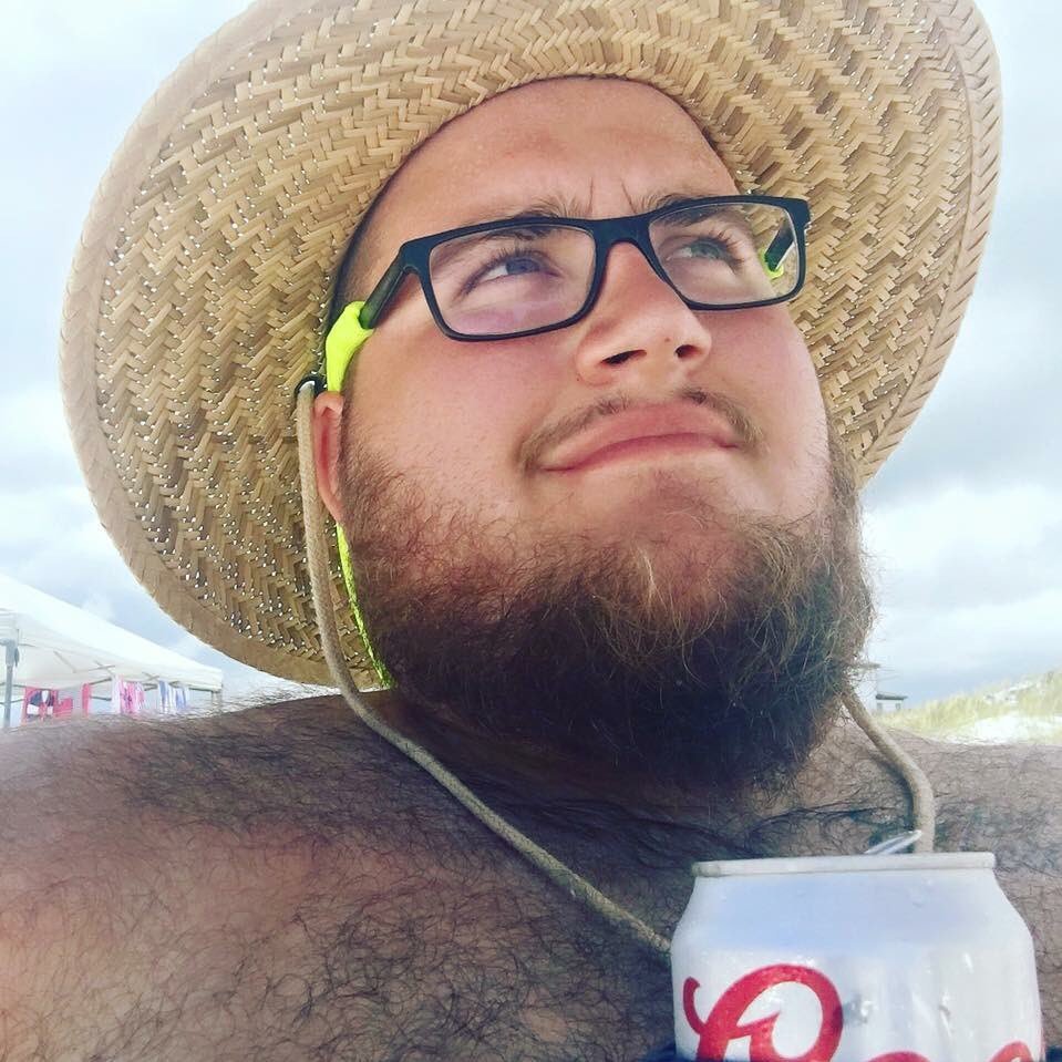 ItsAndrewsDay's profile picture. Husband | Dog Dad | Kentucky