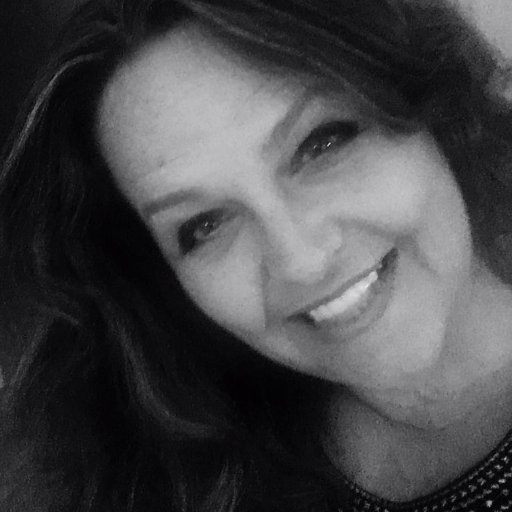 Hi everybody! I am a Singer / Songwriter / Audio Instructor
