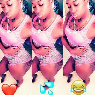 AMOSC:panda-boo6 😍😍 gay asf 🌈 ass 💕 slim thick with my BUTE ASS 😍 2 boys