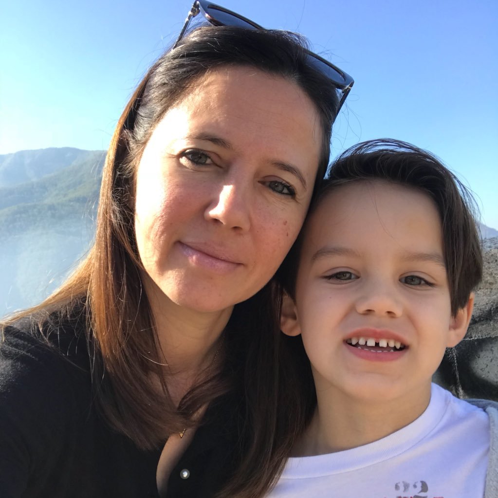 Cindy_Dutch_Mom's profile picture. #Dutch #Pet #Mom #Weird #EarthWarrior #Fashion