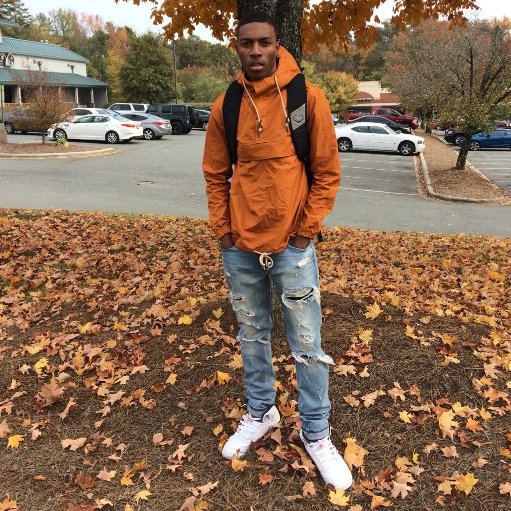 RobronL's profile picture. Ig: @trf.buck Sc: Robron.Lewis