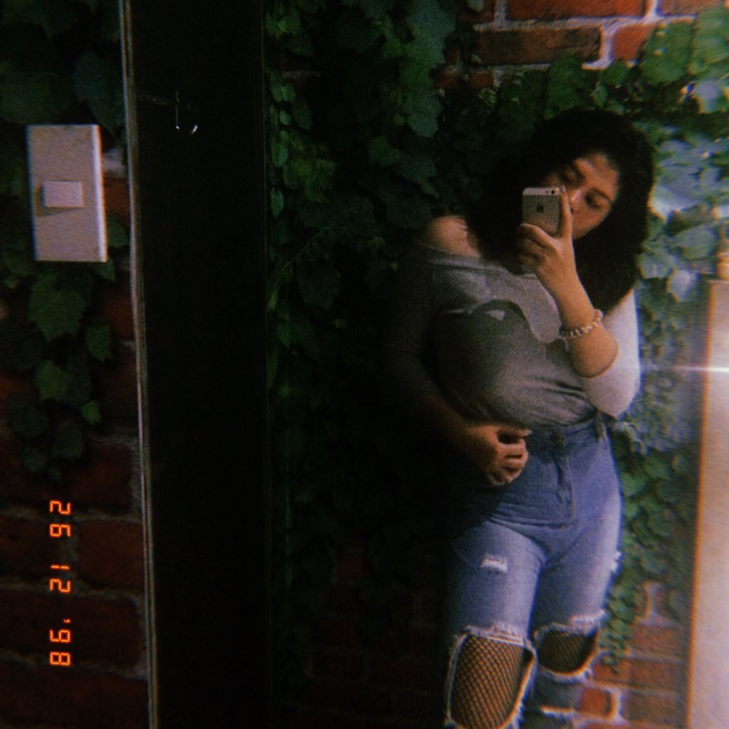 Nicaaashane's profile picture. bless this mess