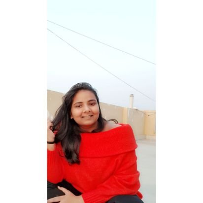 VrindaGoel7's profile picture. 