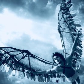 IkaroMoon's profile picture. He flew too close to the Sun. I have other plans. 🌙