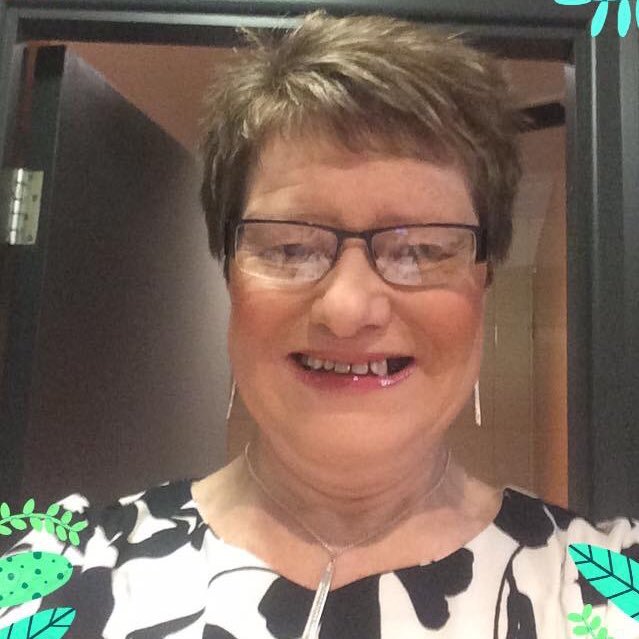 am a fun loving Yorkshire lass likes going out having a good time and a big sunderland fan and hull fc rugby league fan