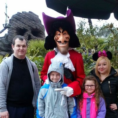 tabba85's profile picture. Father of two. Husband of one. Master of none.
Walking defination of average.
Once saw a man run over his wife.