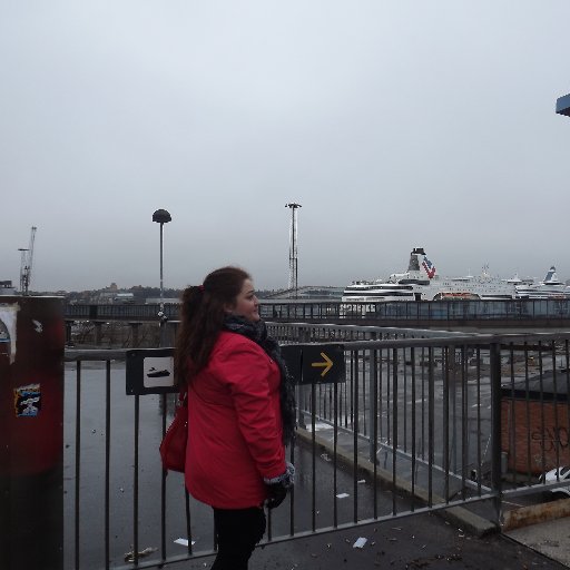 awwmiwkaa's profile picture. Tvītoju hujņu, nelasat mani