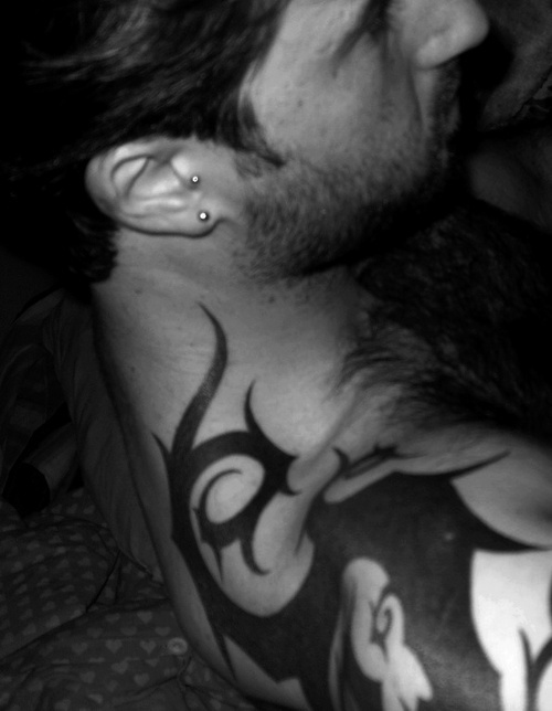 hr_bher's profile picture. Ainda procurando uma definição a meu respeito, ou talvez buscando caminhos que não me definam, mas me ensinem a buscar sempre novas verdades, pessoas e perspect