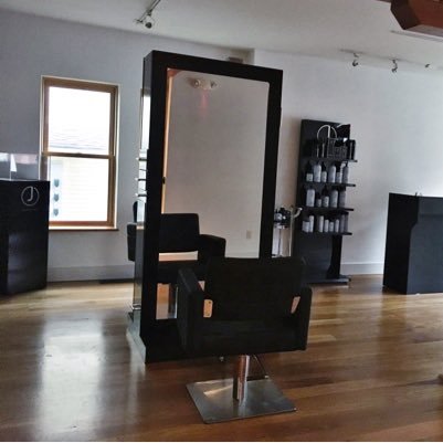 Vermont’s exclusive J Beverly Hill’s Concept Salon • 127 Bank Street
