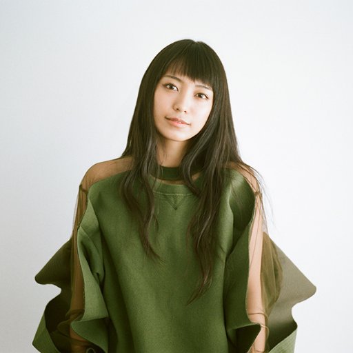 Miwa 歌詞bot Change なびかない 流されないよ 今感じることに 素直でいたいの 誰かの思い通りにはさせないわ Change 何度でも 生まれ変わるの 悲しみも抱きしめて 走り出すよ あなたのもとには もう帰れないわ 私は私らしく I Wanna Change Change