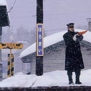 bashhospital's profile picture. 나는 천천히 가는 사람이다 그러나, 뒤로 가지 않는다