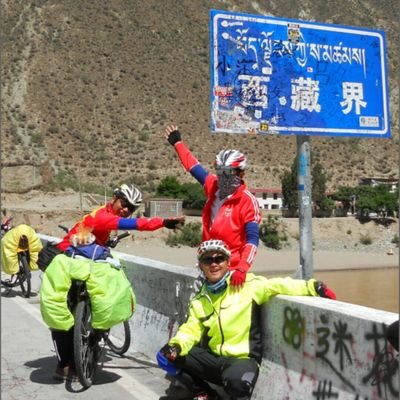 bushzl's profile picture. 锄禾日艰苦……