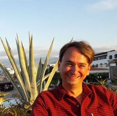 BeckSeb's profile picture. Lebt auf einer 7/8-Insel. Hängt hauptberuflich am Nachrichtenticker (@br24). Beschäftigt sich sonst mit Büchern, Platten, Gitarren, Konzerten und Sport.