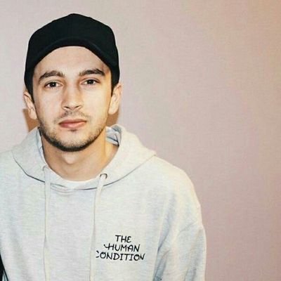 eeeideen_'s profile picture. ✵ ✦ + · ✵ . ✵ ✺ ✧ ✧ . * M♡ · * · + * + ✧ ✺ · ⊹ ˚ ·✵ . ✷