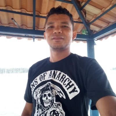 RmuloRibeiro31's profile picture. Professor formado pela UFT, um faz tudo nas horas vagas (faz tudo). Meu sangue sempre valeu a pena.
