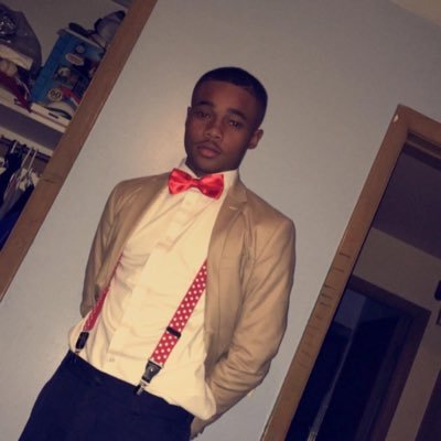 God 🙏🏽, Family, School 📚, Basketball PG and Football QB/Athlete 🏀🏈. Montini Catholic ‘20