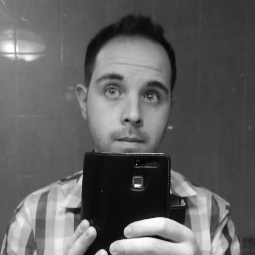 damien30321's profile picture. Mugu chasseur de Brouteurs, Chanteur compulsif, Porschiste à ses heures perdues, Twitto râleur professionnel. Vas-y t'as pas fini de lire ma bio !?!