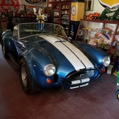 ladukedevin's profile picture. Facebook-Devin LaDuke Instagram-devinrl99 Snapchat-devinrl99 Youtube-DevinRL99 Vlogs/Games Psn-DIDUSEEMEWALKING