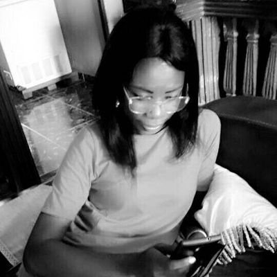 Synadove's profile picture. 