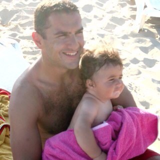 Tas_hadj's profile picture. Married to Stella, 3 fantastic children.