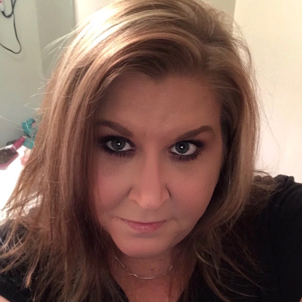 rhondalewis1974's profile picture. 